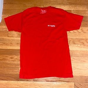 Red mens Columbia Shirt